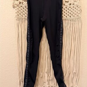 Savage X Fenty Black Leggings with Side Logo – Women’s High-Waist Gym, Workout